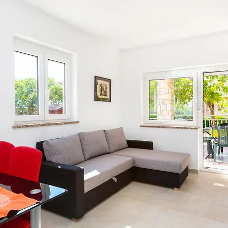 Alojzija Apartament Medulin