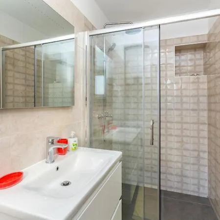 Apartament Alojzija *